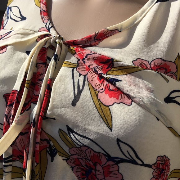 Azel Hazel size large Floral Flow Dress - Picture 5 of 8